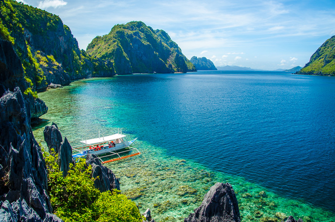 Which landscape do you think is more pretty ?