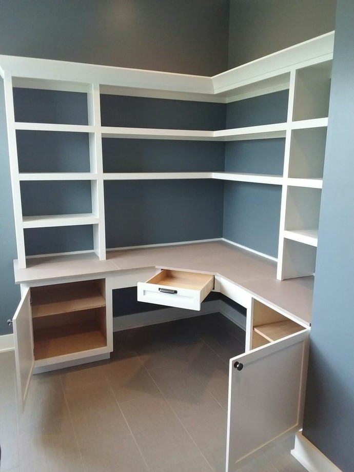 Which study desk do you prefer🤔🤔?
