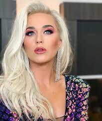Why people say that dudes prefer blondes?