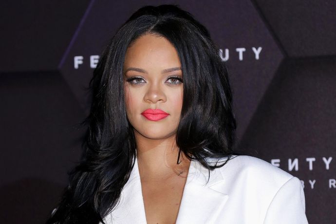 Which of these singers is the prettiest III?