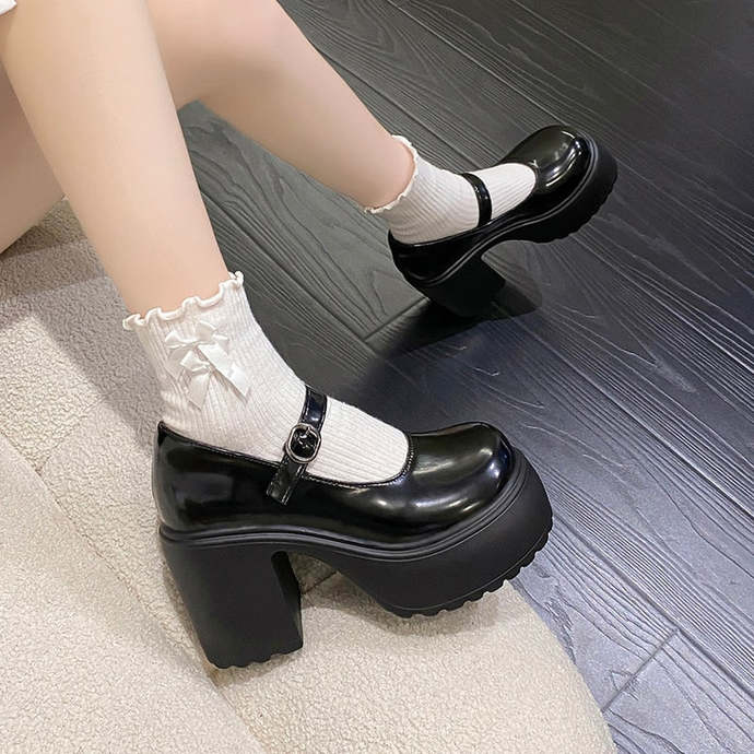 Which shoes would you pick to wear while wearing a y2k skirt?