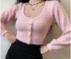 What's your style? Casual, sporty, elegant or something else?