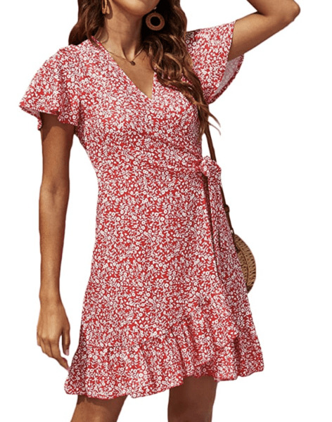 What are some good outfit ideas for a coffee date?