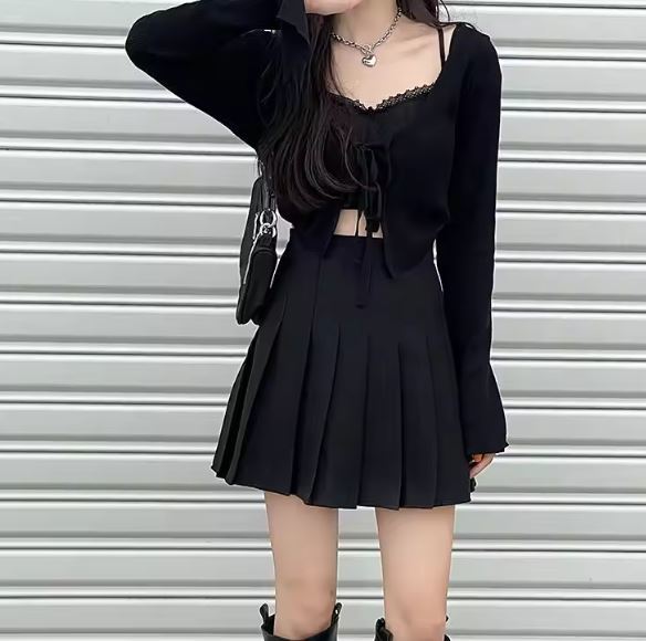 What are some good outfit ideas for a coffee date?