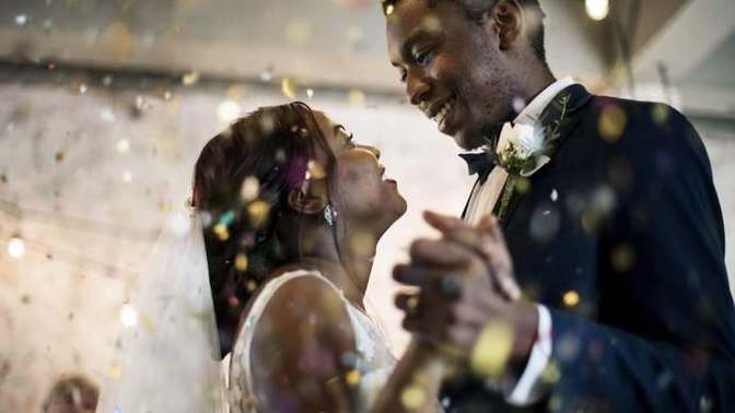 What's the best age range to get married?