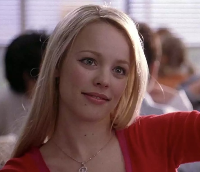 Men, which girl do you find physically more attractive?