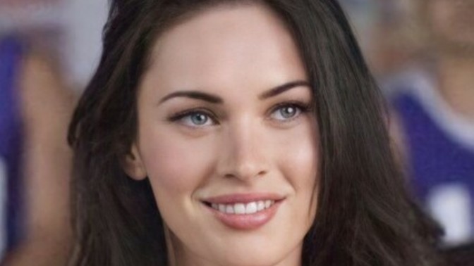 Men, which girl do you find physically more attractive?