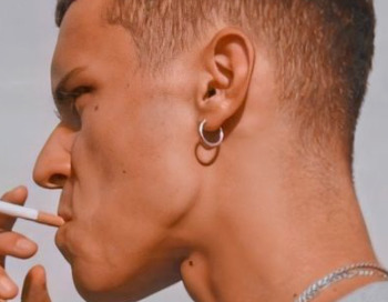 Girls, what are your thoughts of earring (s) on a man? Yay or nay?