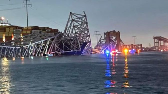 Could you escape from a car if it all the sudden sunk into the water?