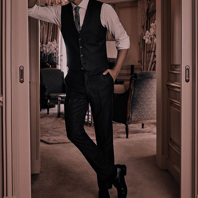 Most attractive outfits on men?