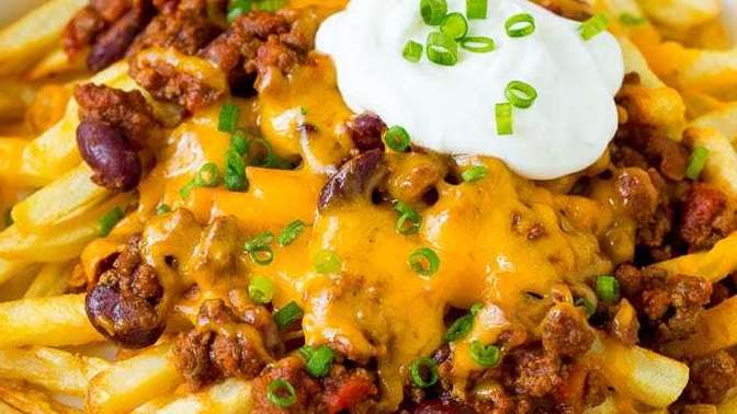Does a mall babe eat chili fries?