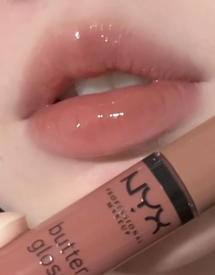 Lip Gloss vs. Lipstick... which is your preference?