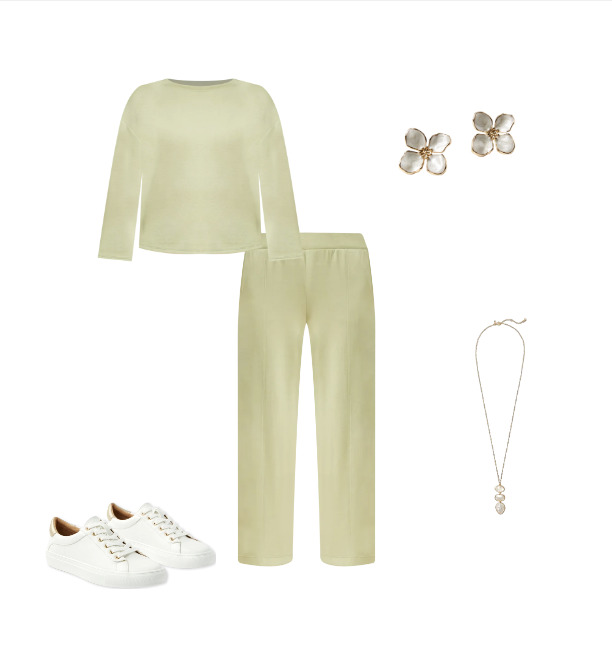 Which outfit is cuter for travel?