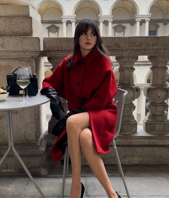 which outfit gives the most femme fatale vibes?