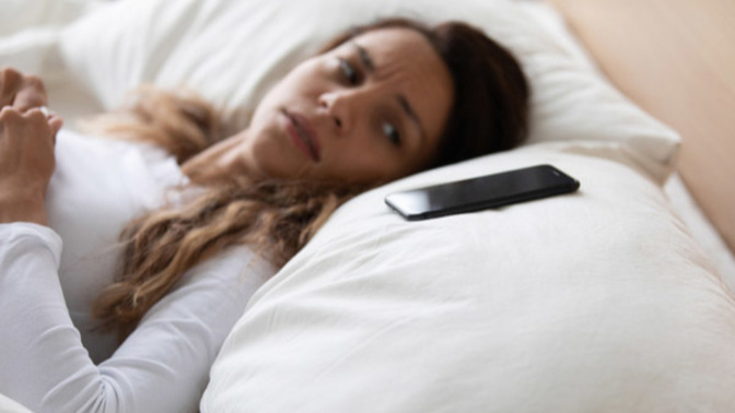 I ghosted after 1st date. Should I give it a chance?