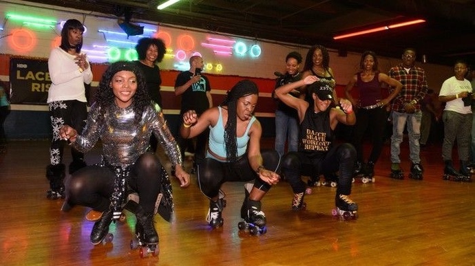 Would you mind joining roller skating groups?