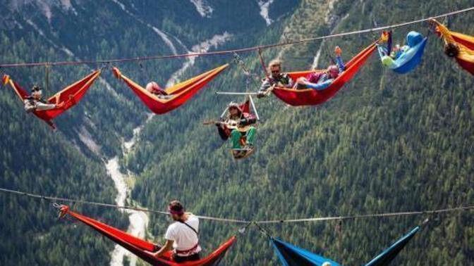 What would you do if you were hanging in a hammock and you had to drop a deuce?