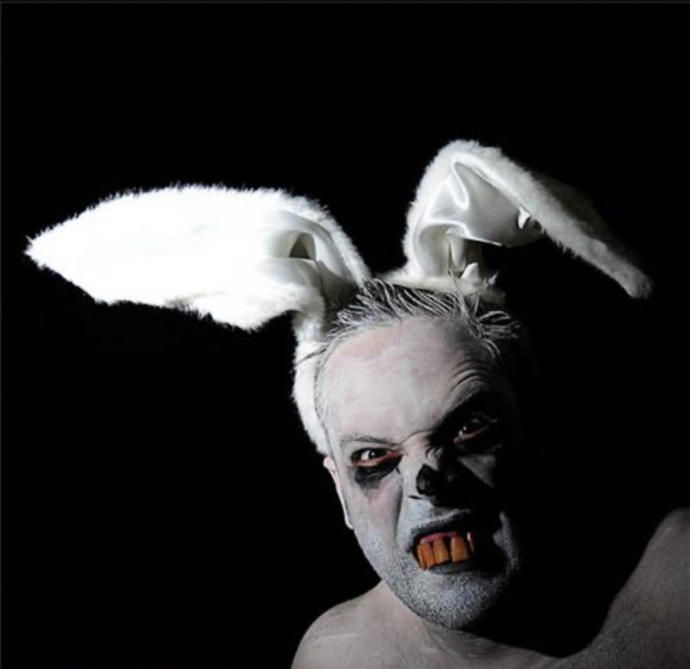 Do you trust the Easter bunny 🐰?