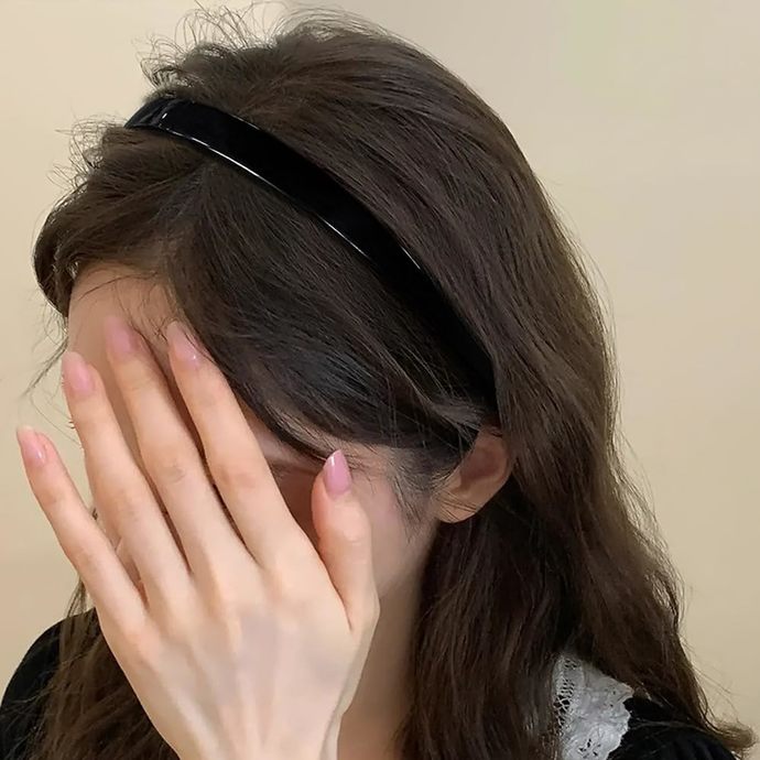 Do you like wearing head bands? Men do you like when girls wear head bands?