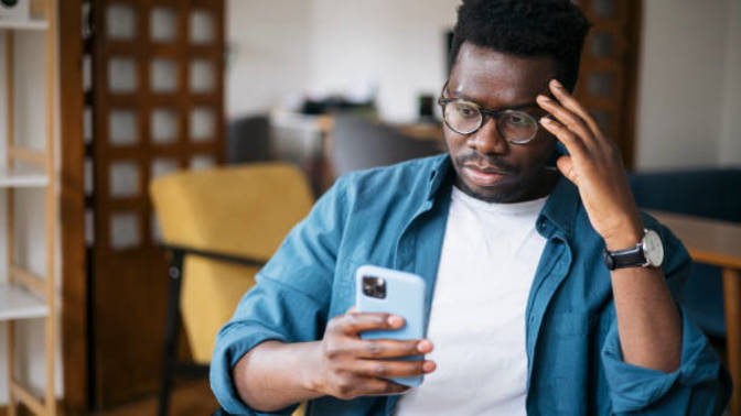 If an ex suddenly reached out after 7 years and you're married, should you ignore them?