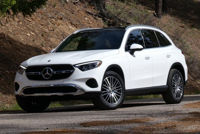 Girls do you think this car is attractive if a guy drives it?