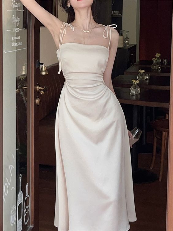 Why do men like white dresses?
