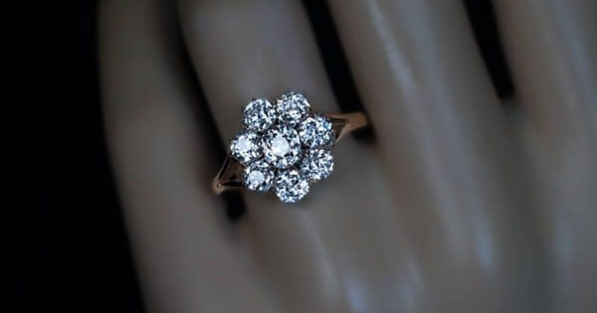 What does your dream engagement/ wedding ring look like? - GirlsAskGuys