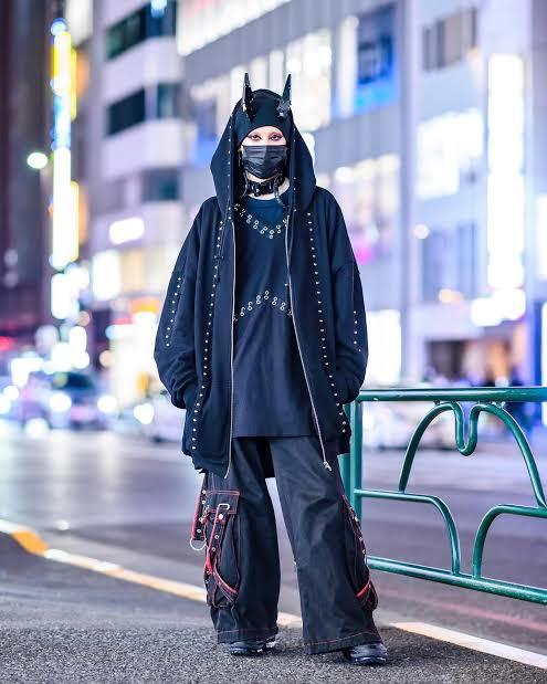 Do you like street wear on women?