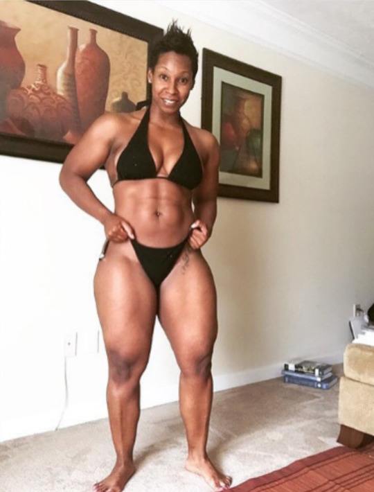 Do you like muscle on women?