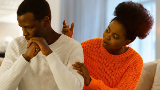 Why doesn't my girlfriend compliment me?