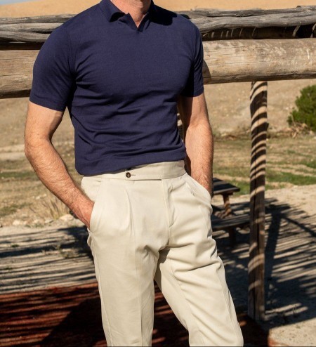 Girls, what's your favourite outfit on a man?