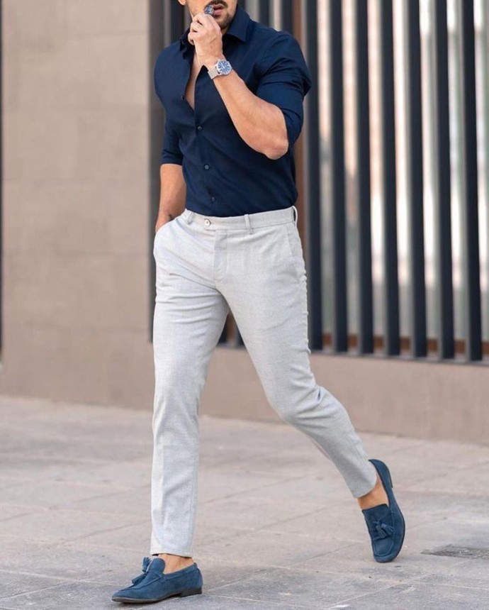 Girls, what's your favourite outfit on a man?