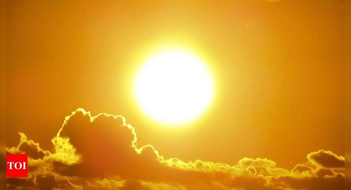 When the SOLAR ECLIPSE totality crosses the border from Mexico to United States, is that a legal or illegal entry?