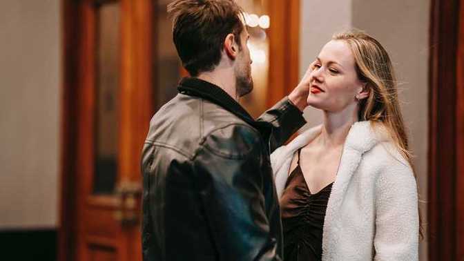 Would you date someone with a flirty personality?