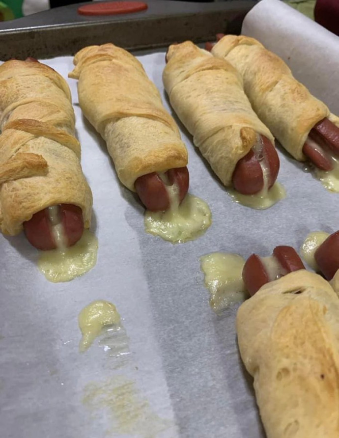 Girls, would you eat this food?