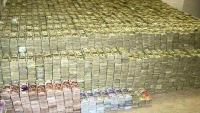 In order to win $10 Billion, would you rather be imprisoned for 1 month in a Lion's den or 5 years in general population with violent humans?