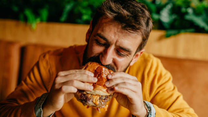 Do you think men have more intuitive eating habits than women?