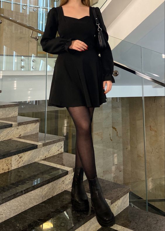 Normcore dresses, yay or not a chance?
