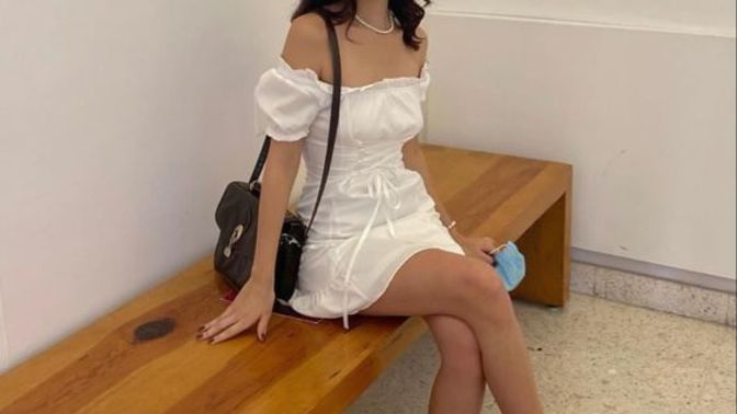 Normcore dresses, yay or not a chance?