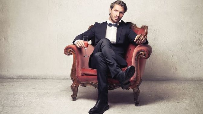 How do women perceive well dressed men?