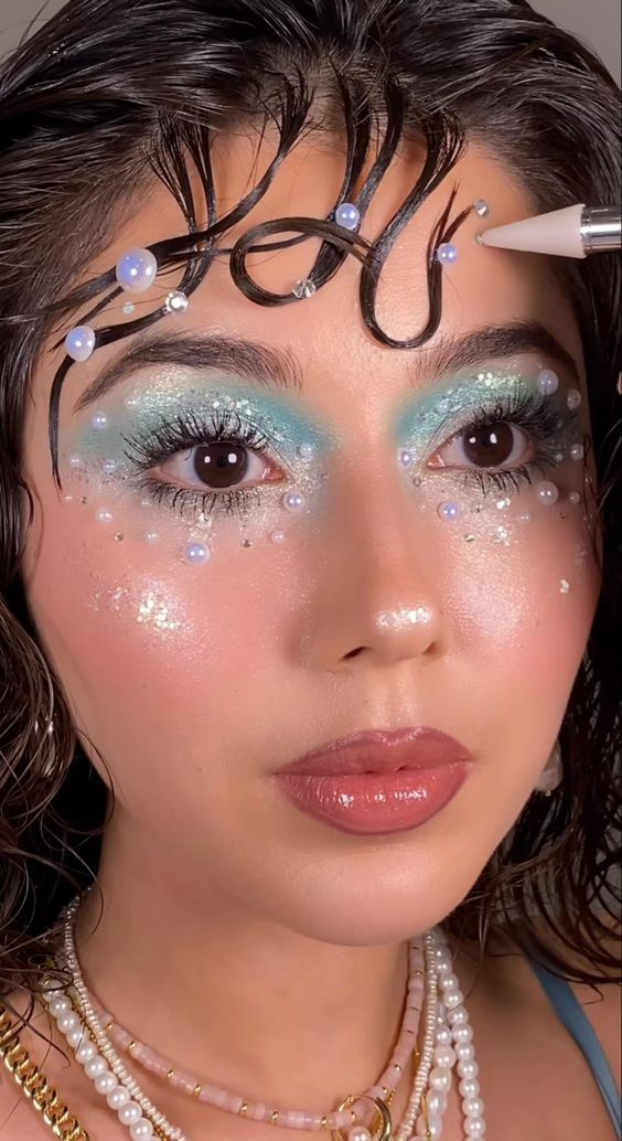 Which blue eyeshadow do you consider to be the boldest?