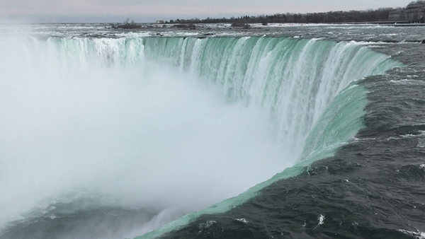 What tourist spots in the world are still worth going to?
