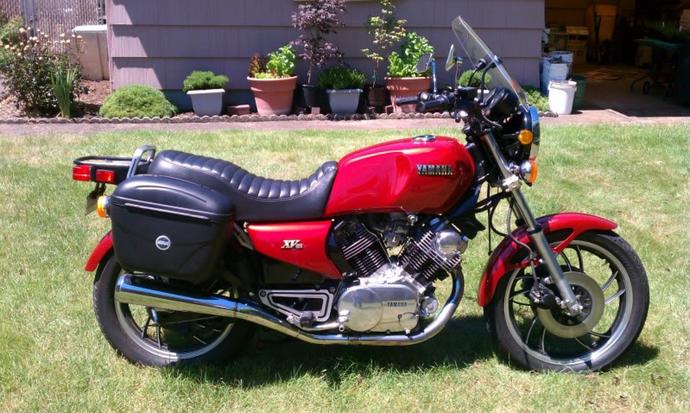 Anyone ever gone on long motorcycle bike ride with friends, just for fun to enjoy long open road to country side?