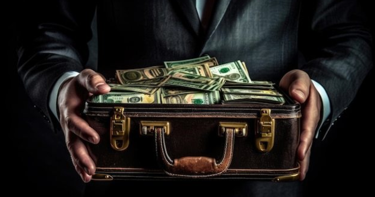 If you found a suit case full of cash say $200k would you turn it in or ...