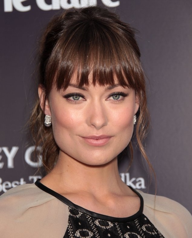 Do women with big foreheads always look better with bangs?