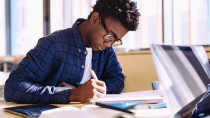 If you are a writer or if writing is part of your job what hour of the day do you prefer to write?
