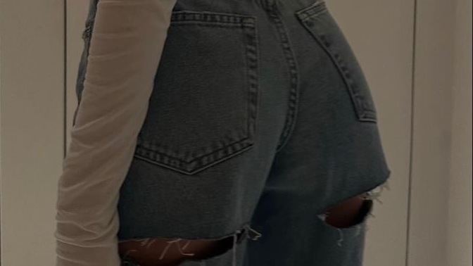 Do pants like these look good?
