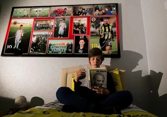 Does anyone know this young boy?
