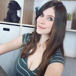 Hey guys , would you watch a series where girls ride motorcycles?