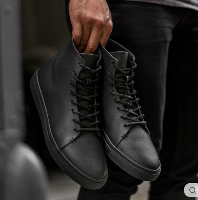 Girls, which shoe do you find more attractive on men?